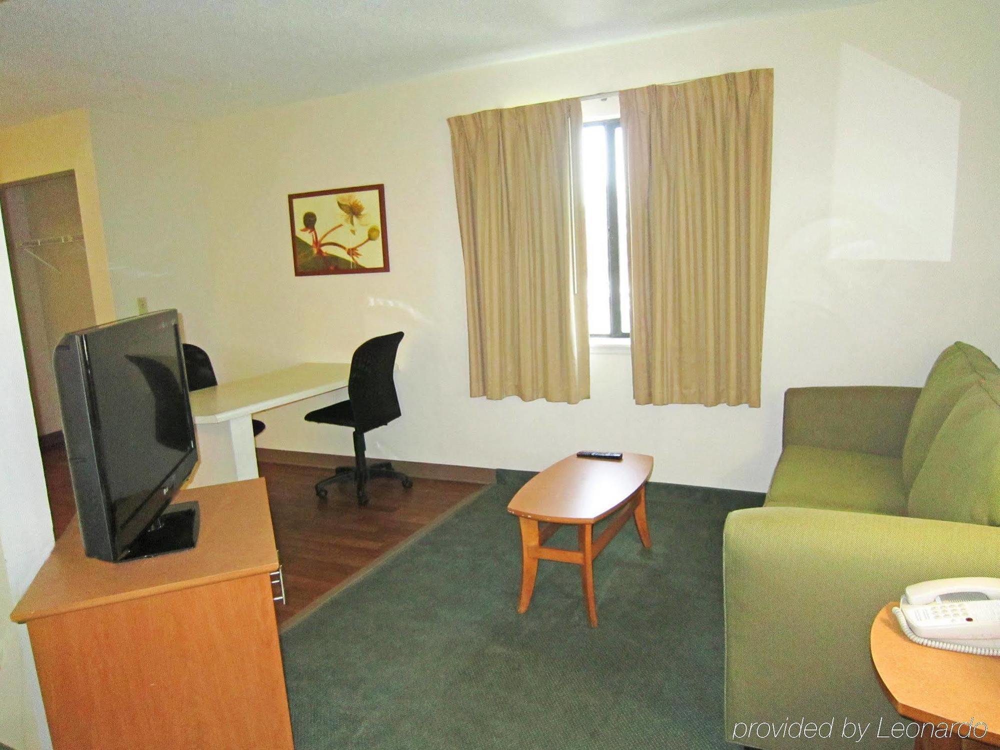 Suburban Studios Columbus East Εξωτερικό φωτογραφία