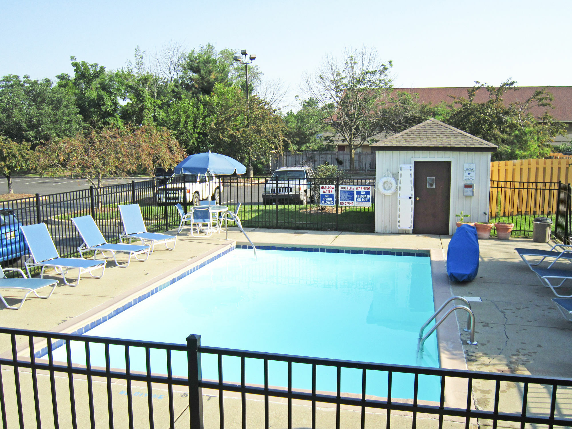 Suburban Studios Columbus East Εξωτερικό φωτογραφία